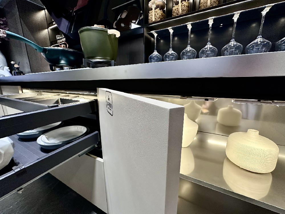 谈谈不锈钢全屋定制的优缺点